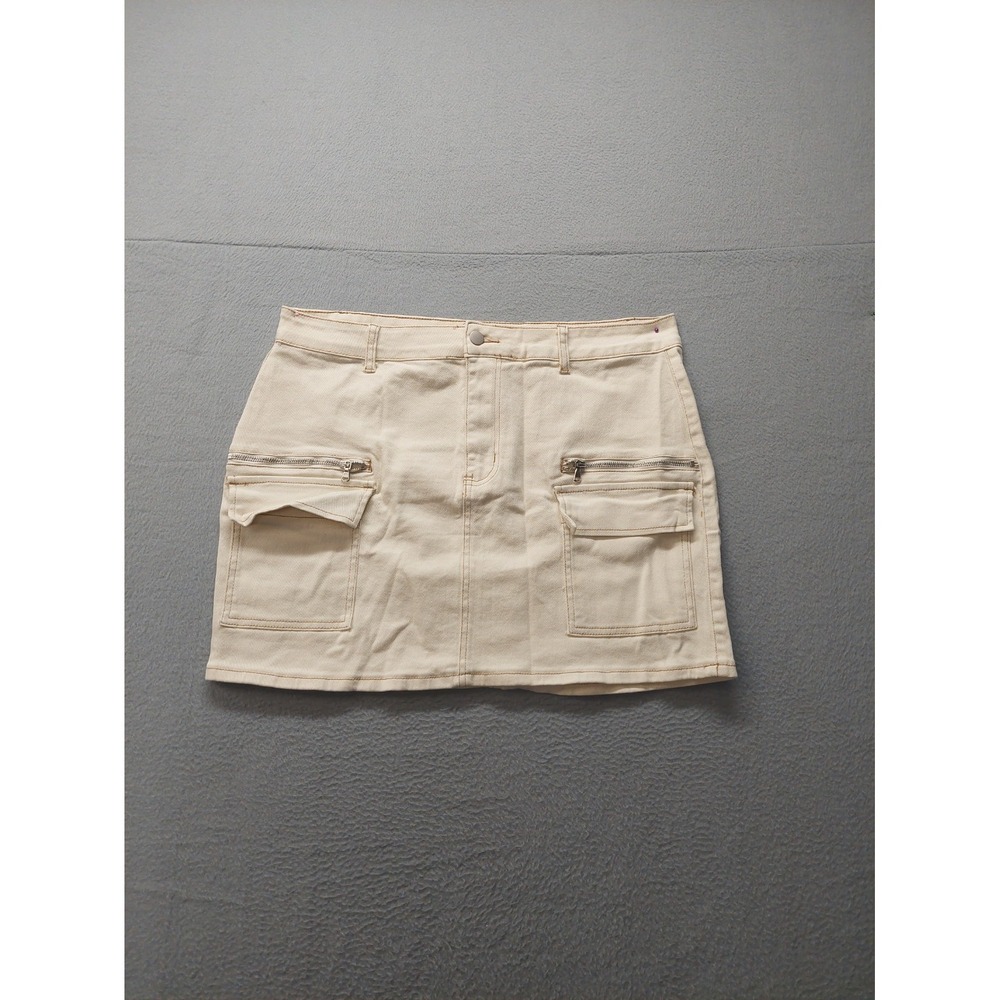 Fashion Nova Women Cargo Mini Skirt 1X Cream Zip Pockets Stretched Logo Casual
